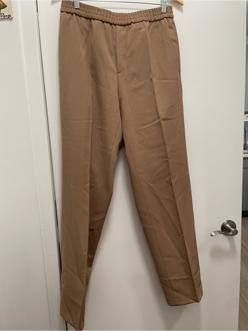 BOSS Men's Casual Elastic-Waist wool laime Camel
 pull on Pants